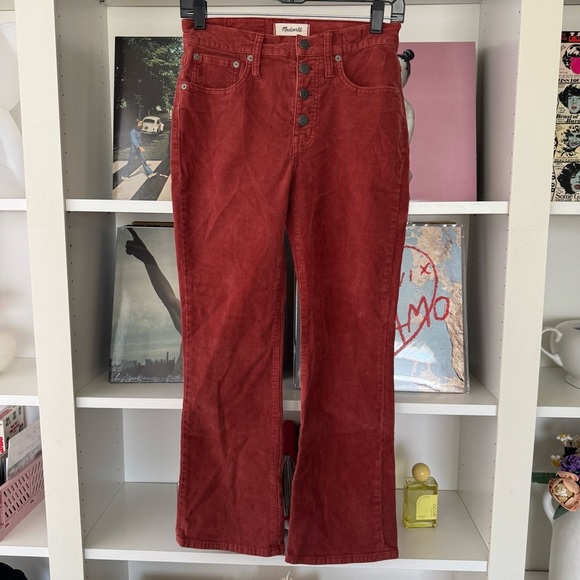 MADEWELL Cali Demi-Boot Jeans in Corduroy: Button-Front Edition Canterbury Red - Picture 5 of 8